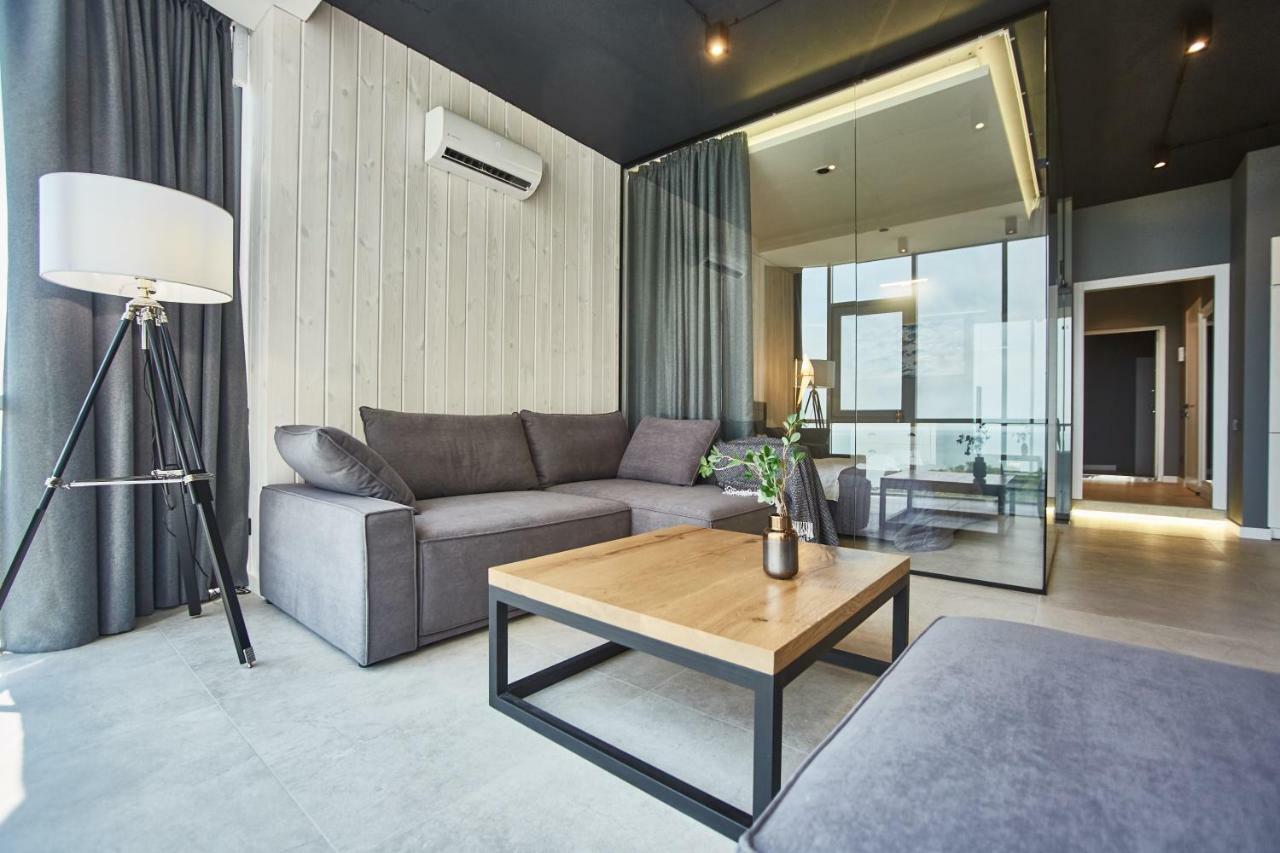 Gagarin Plaza Luxury Sea View Apartments Odessa Eksteriør billede