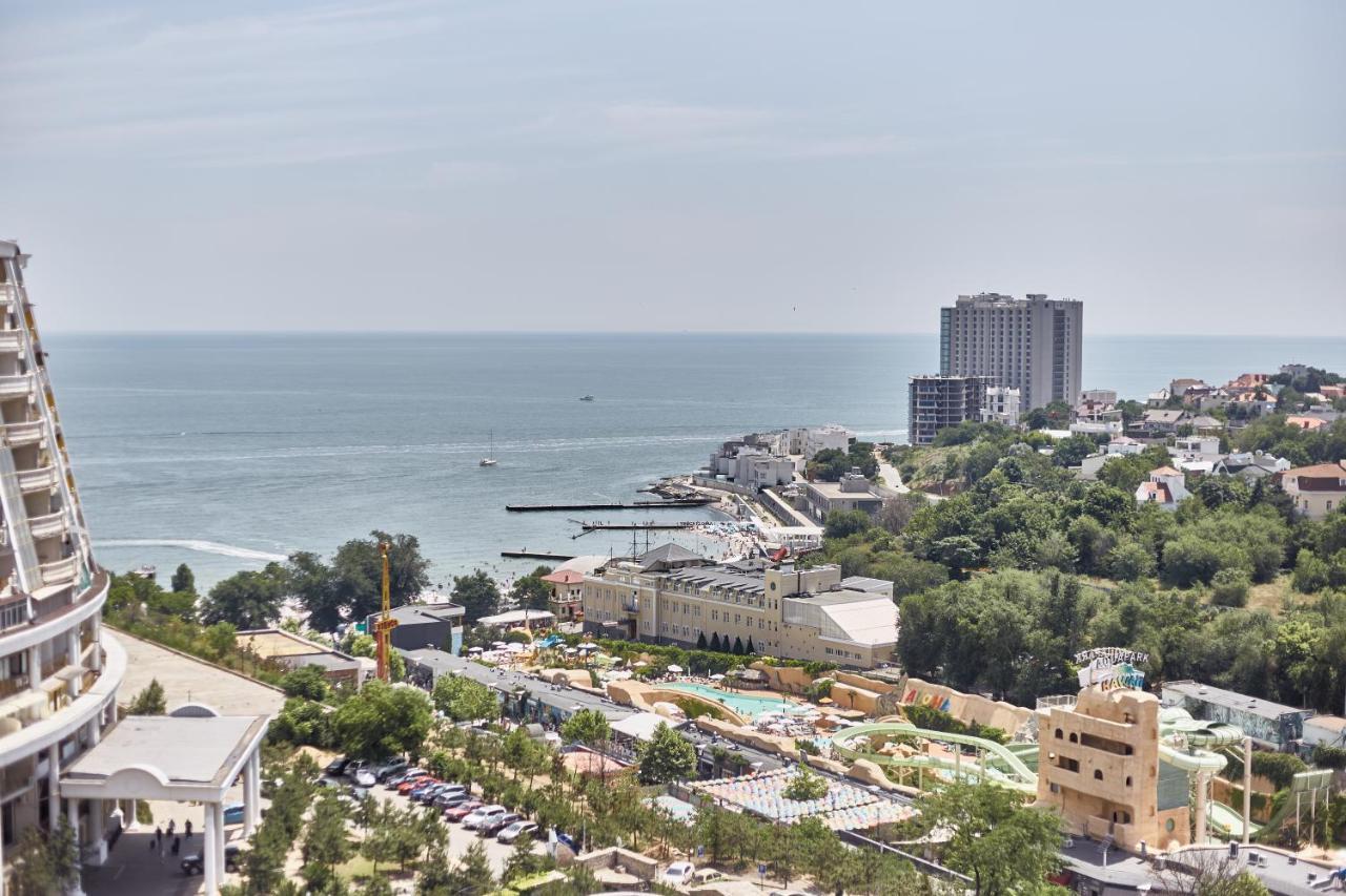Gagarin Plaza Luxury Sea View Apartments Odessa Eksteriør billede