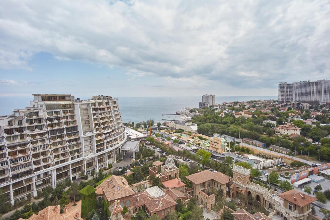 Gagarin Plaza Luxury Sea View Apartments Odessa Eksteriør billede