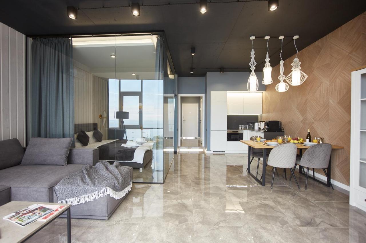 Gagarin Plaza Luxury Sea View Apartments Odessa Eksteriør billede